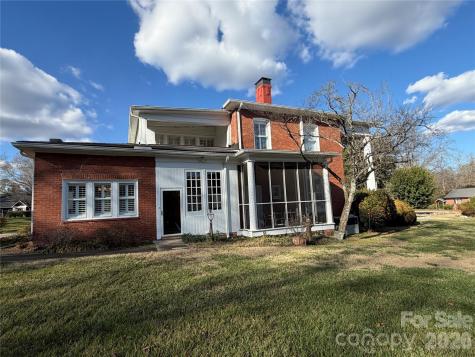 15 Kings Mountain Street York SC 29745