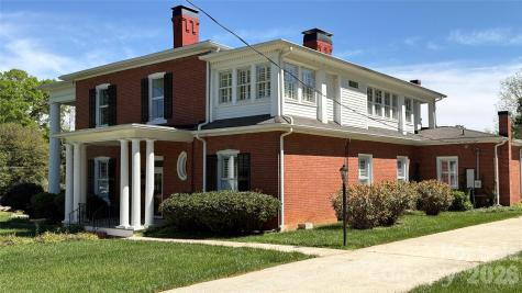 15 Kings Mountain Street York SC 29745