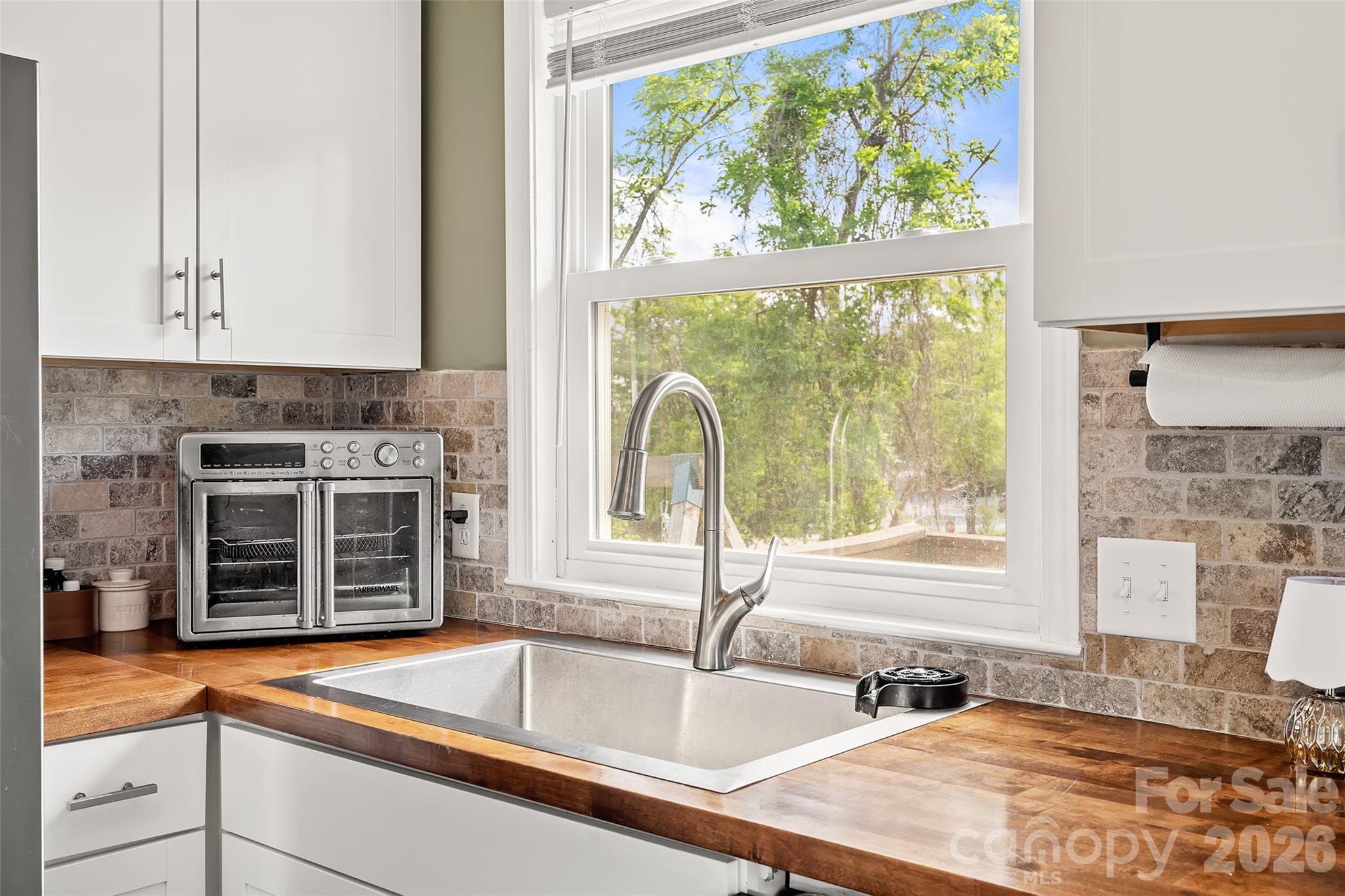 708 Prince Drive Hendersonville NC 28791