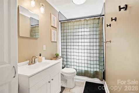 708 Prince Drive Hendersonville NC 28791