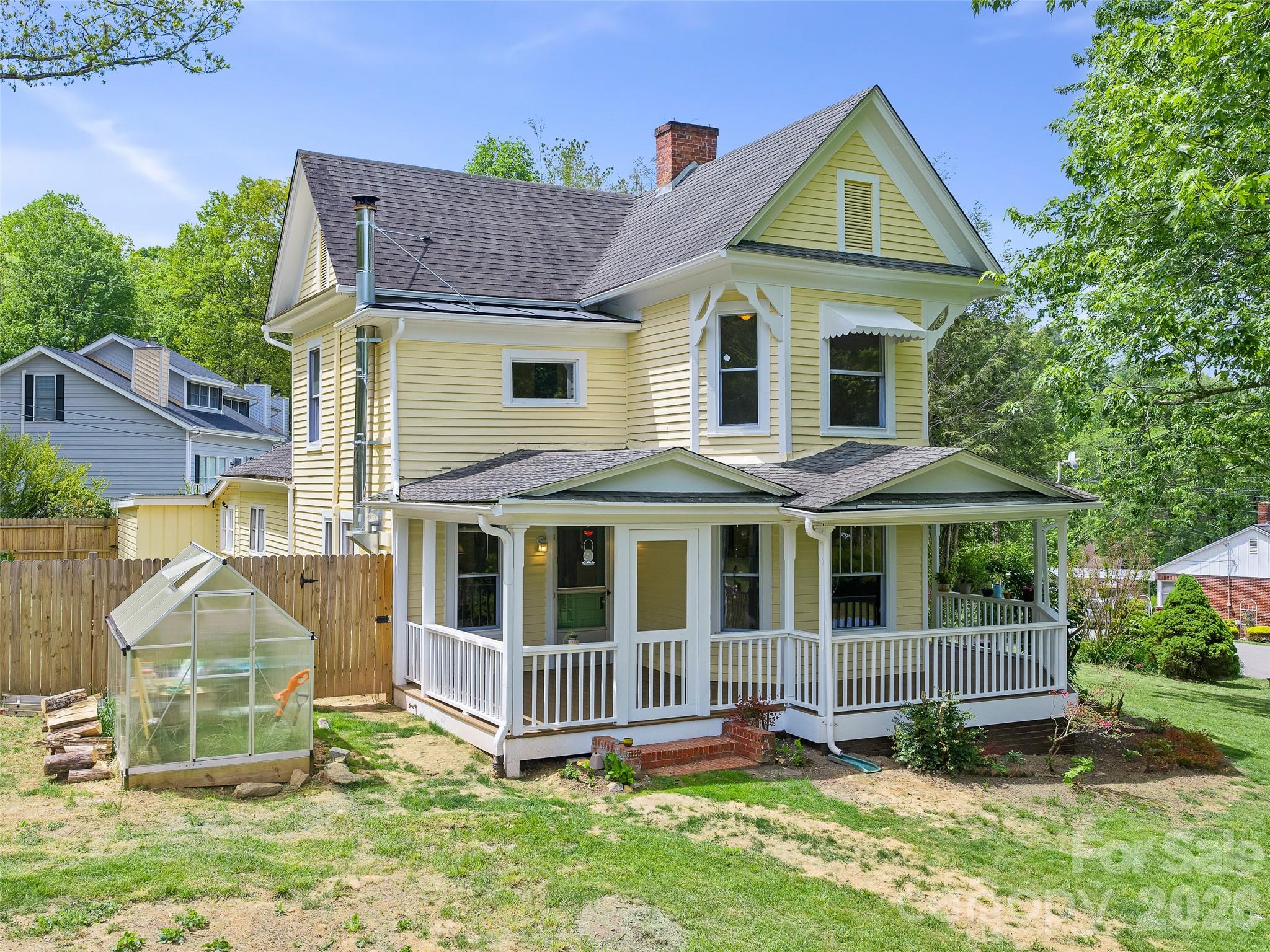 309 Hillside Drive Burnsville NC 28714