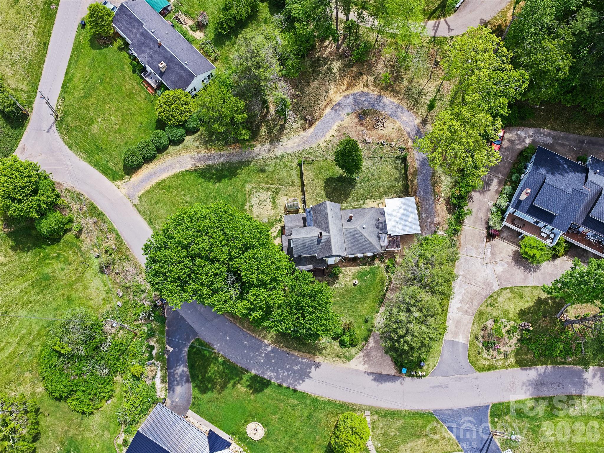 309 Hillside Drive Burnsville NC 28714