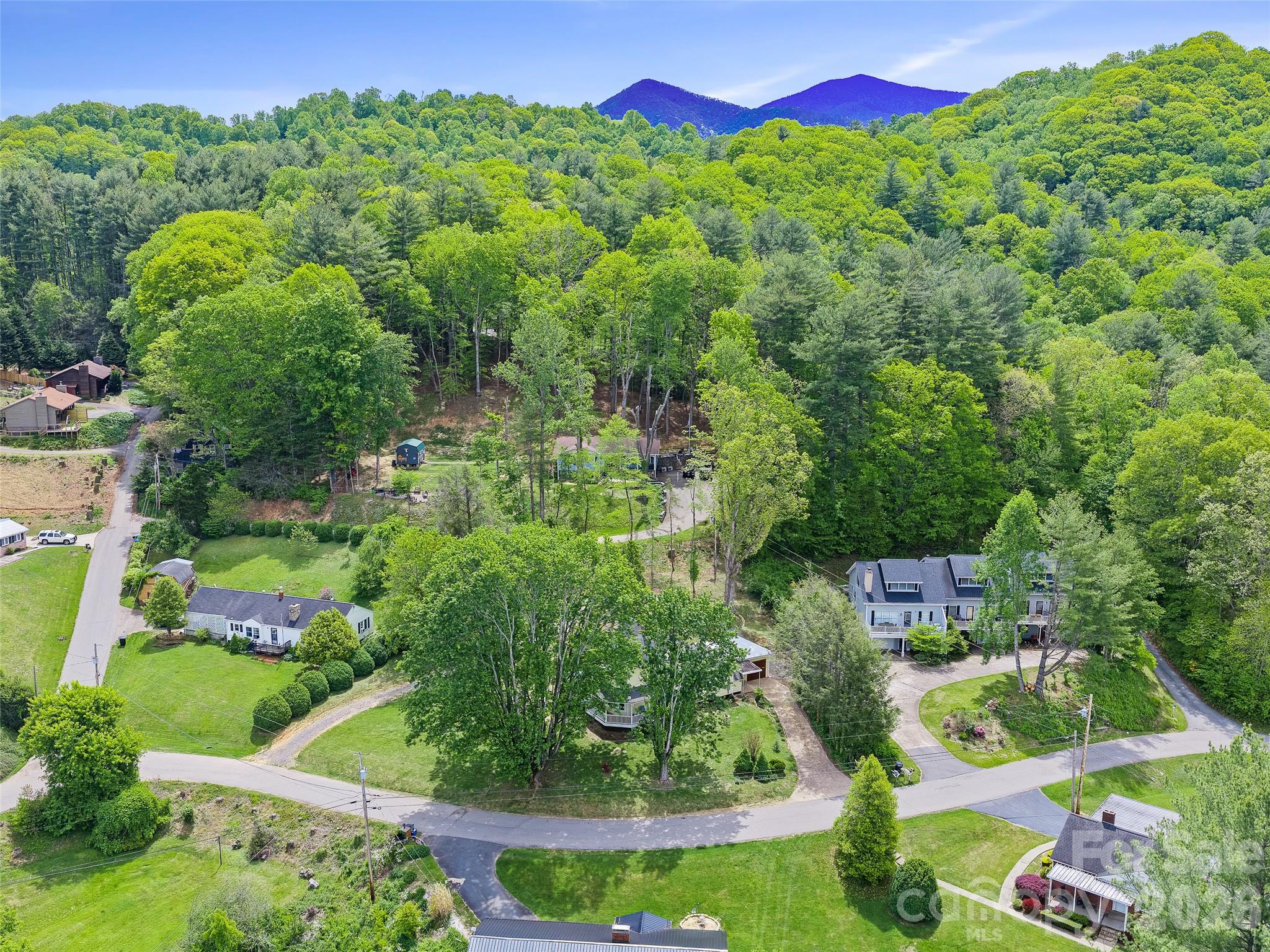 309 Hillside Drive Burnsville NC 28714