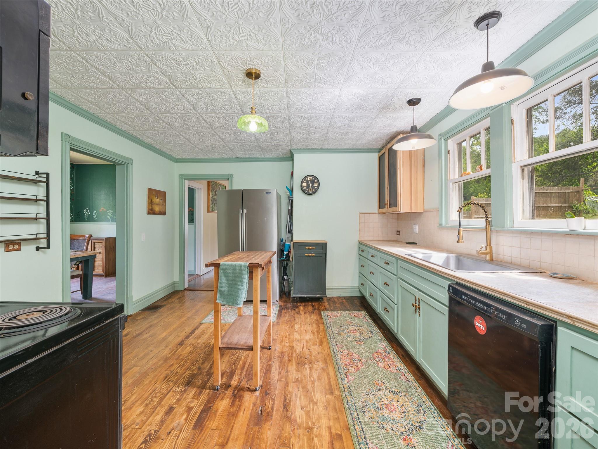 309 Hillside Drive Burnsville NC 28714