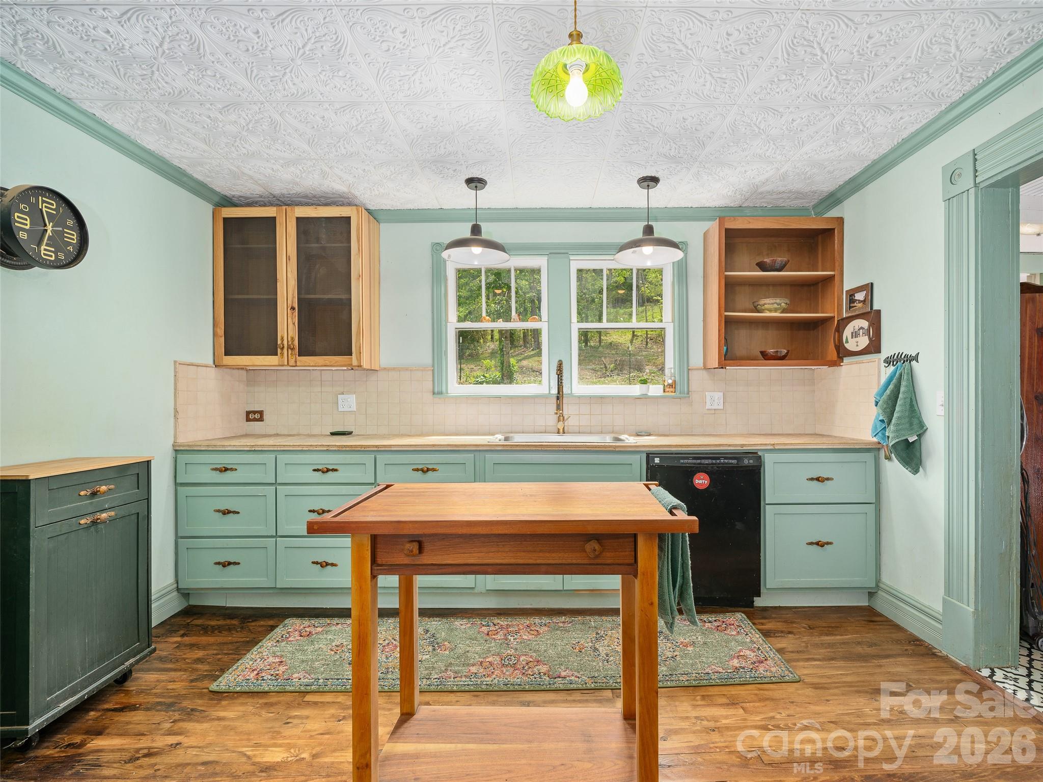 309 Hillside Drive Burnsville NC 28714