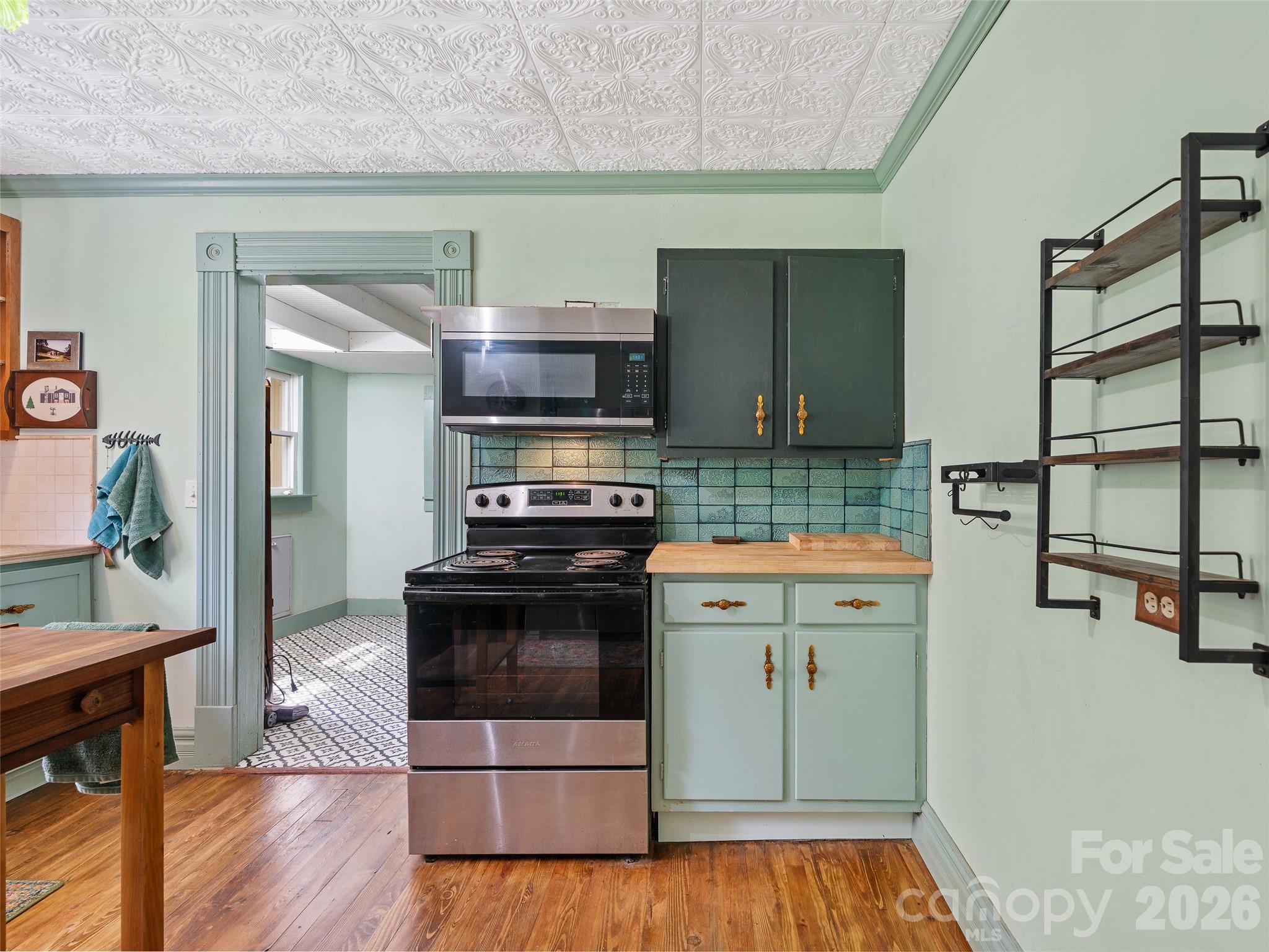 309 Hillside Drive Burnsville NC 28714