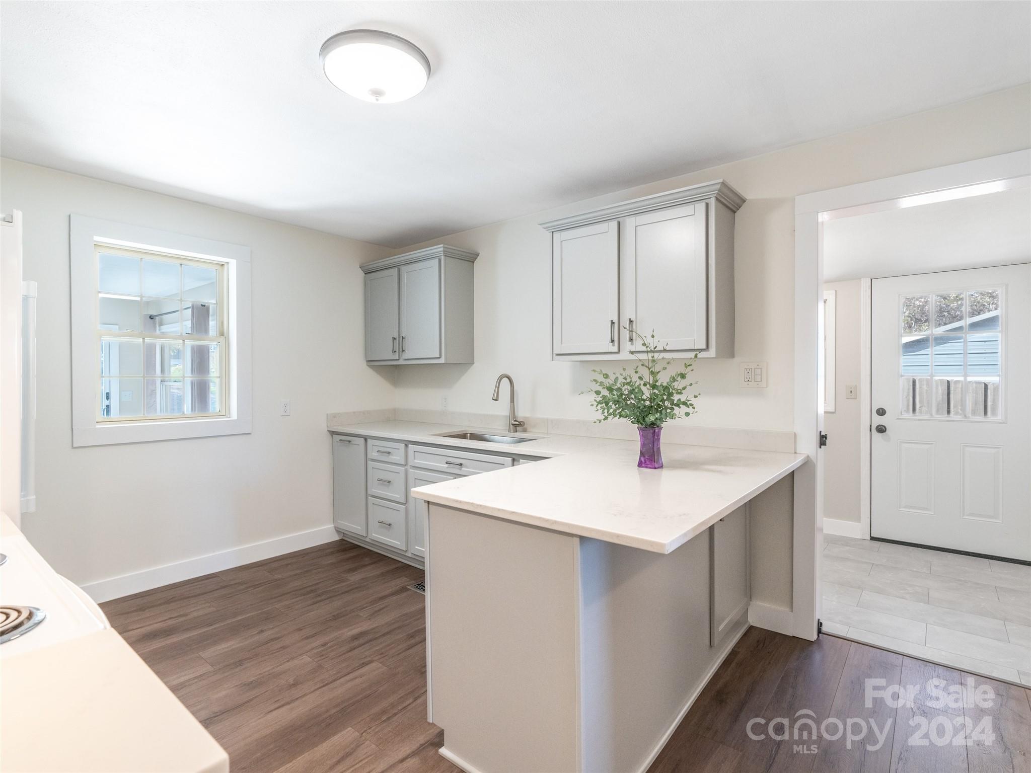 841 Sand Hill Road Asheville NC 28806