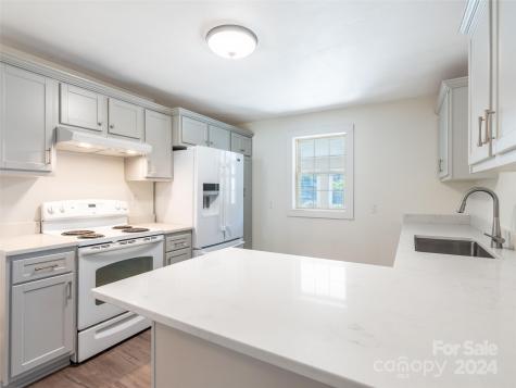 841 Sand Hill Road Asheville NC 28806