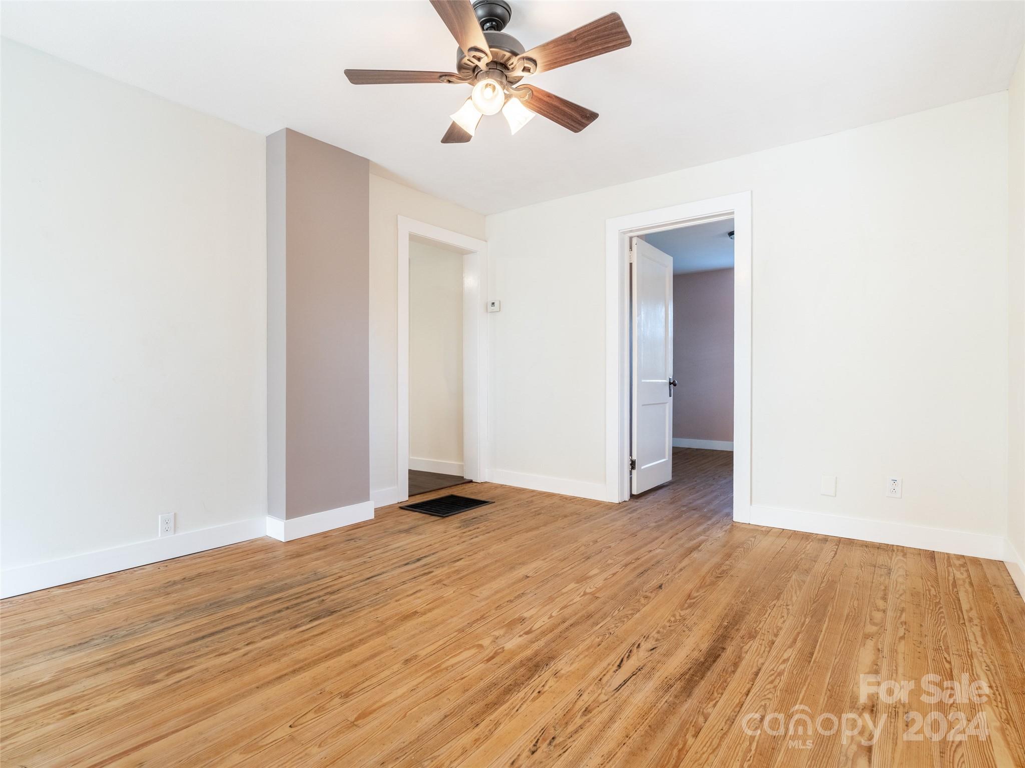 841 Sand Hill Road Asheville NC 28806