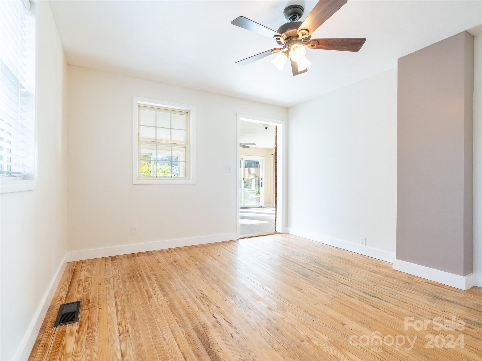 841 Sand Hill Road Asheville NC 28806