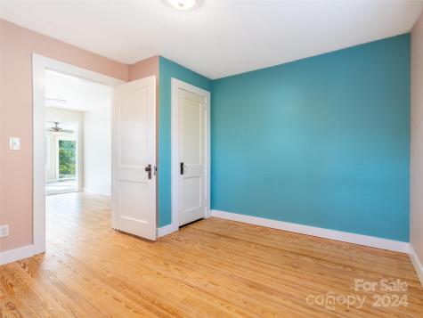 841 Sand Hill Road Asheville NC 28806