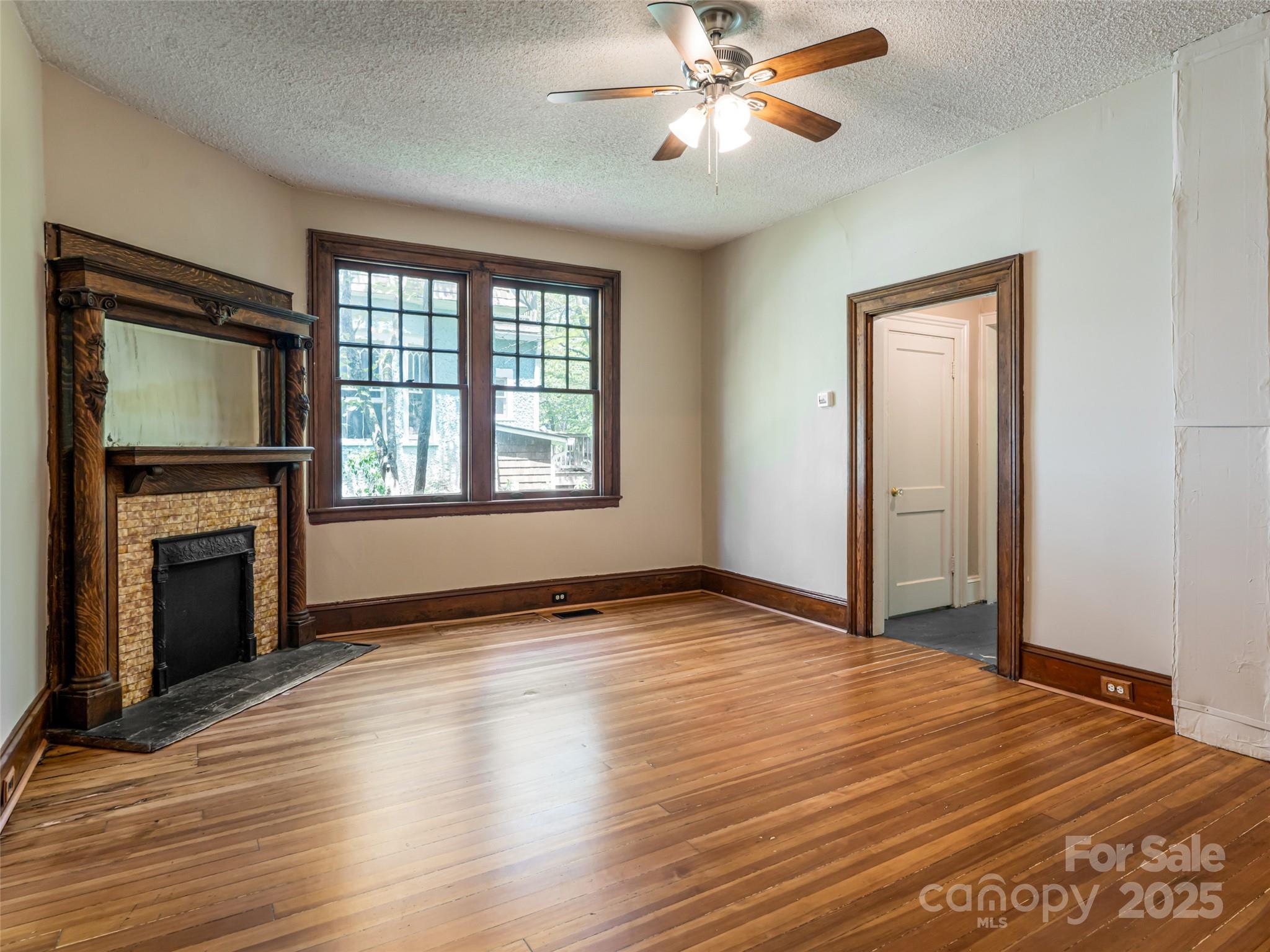 63 Cumberland Avenue Asheville NC 28801