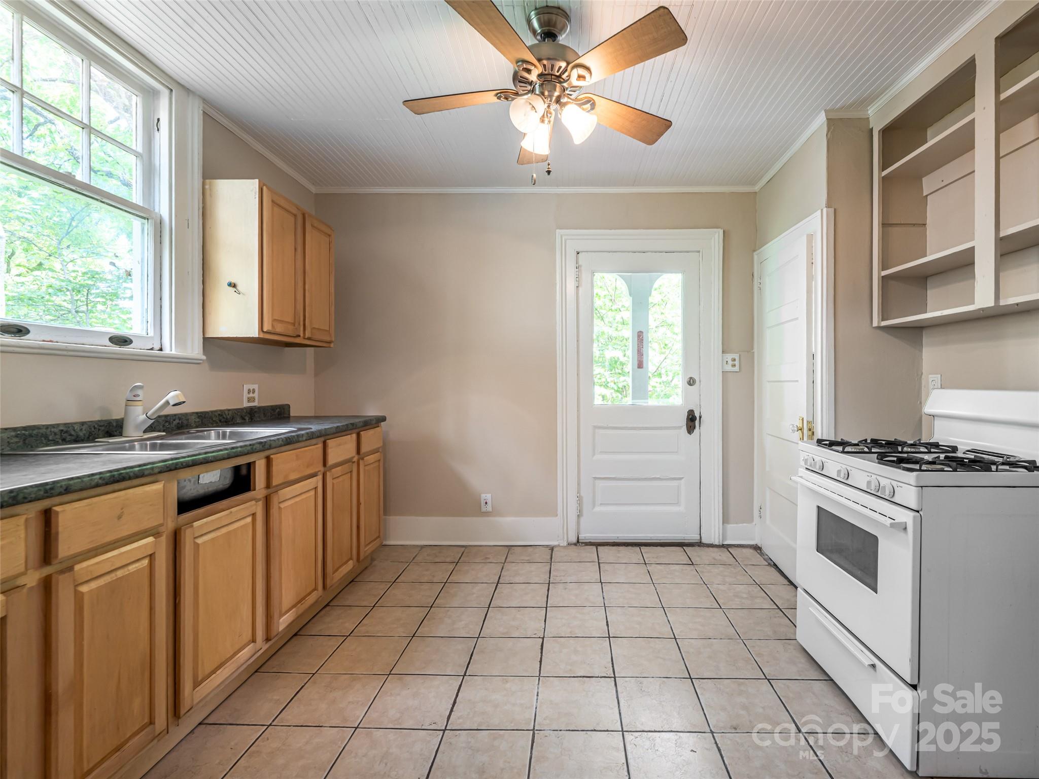 63 Cumberland Avenue Asheville NC 28801