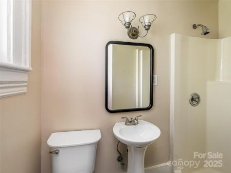 63 Cumberland Avenue Asheville NC 28801