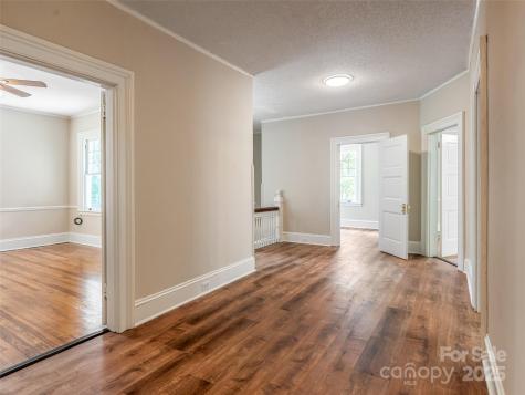 63 Cumberland Avenue Asheville NC 28801