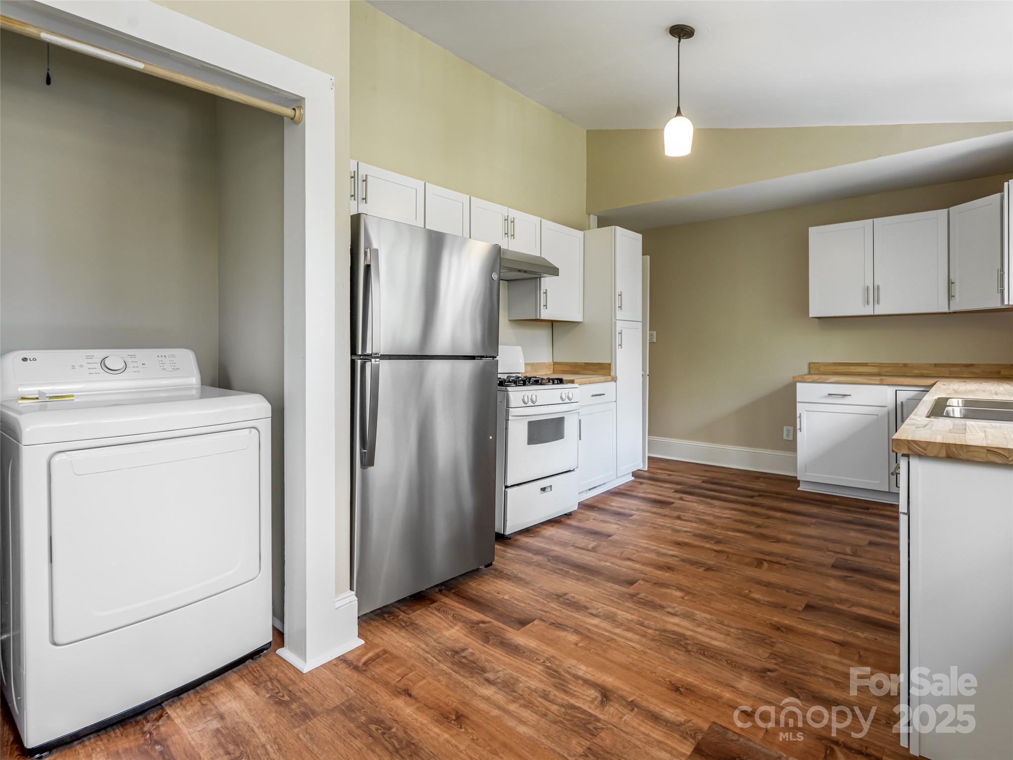 63 Cumberland Avenue Asheville NC 28801