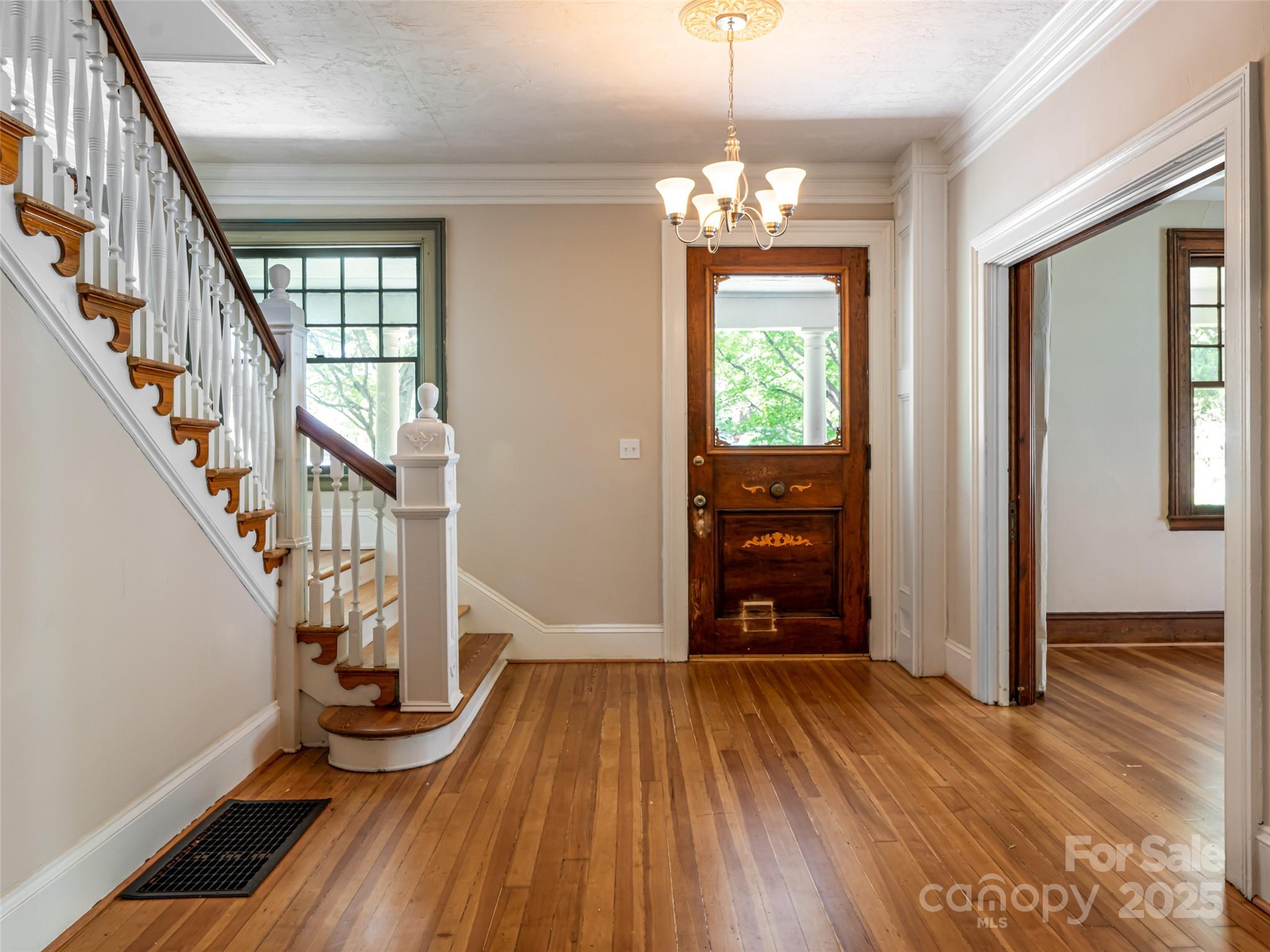 63 Cumberland Avenue Asheville NC 28801