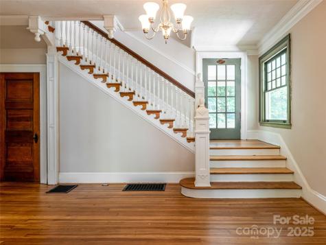 63 Cumberland Avenue Asheville NC 28801