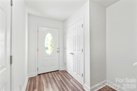 1707 Kashmir White Lane Fort Mill SC 29708
