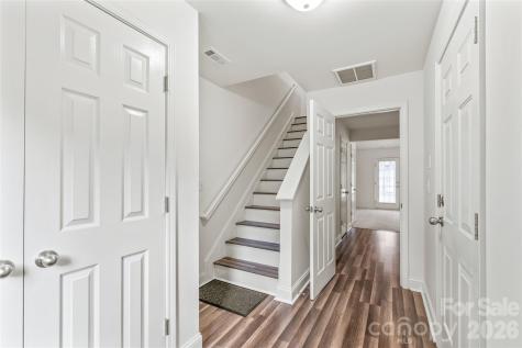 1707 Kashmir White Lane Fort Mill SC 29708