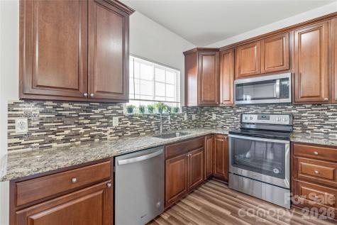 1707 Kashmir White Lane Fort Mill SC 29708