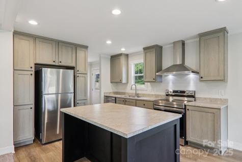 39 Cherokee Road Asheville NC 28806