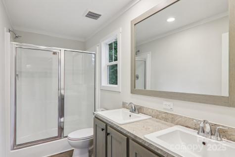 39 Cherokee Road Asheville NC 28806