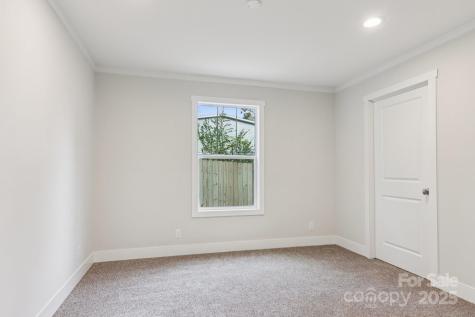 39 Cherokee Road Asheville NC 28806