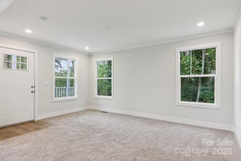 39 Cherokee Road Asheville NC 28806