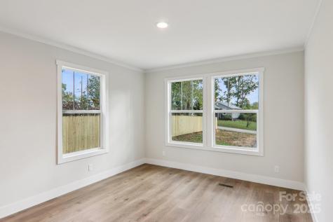 39 Cherokee Road Asheville NC 28806