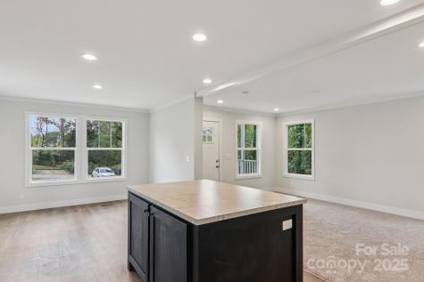 39 Cherokee Road Asheville NC 28806