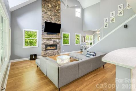 109 Wood Owl Court Hendersonville NC 28791