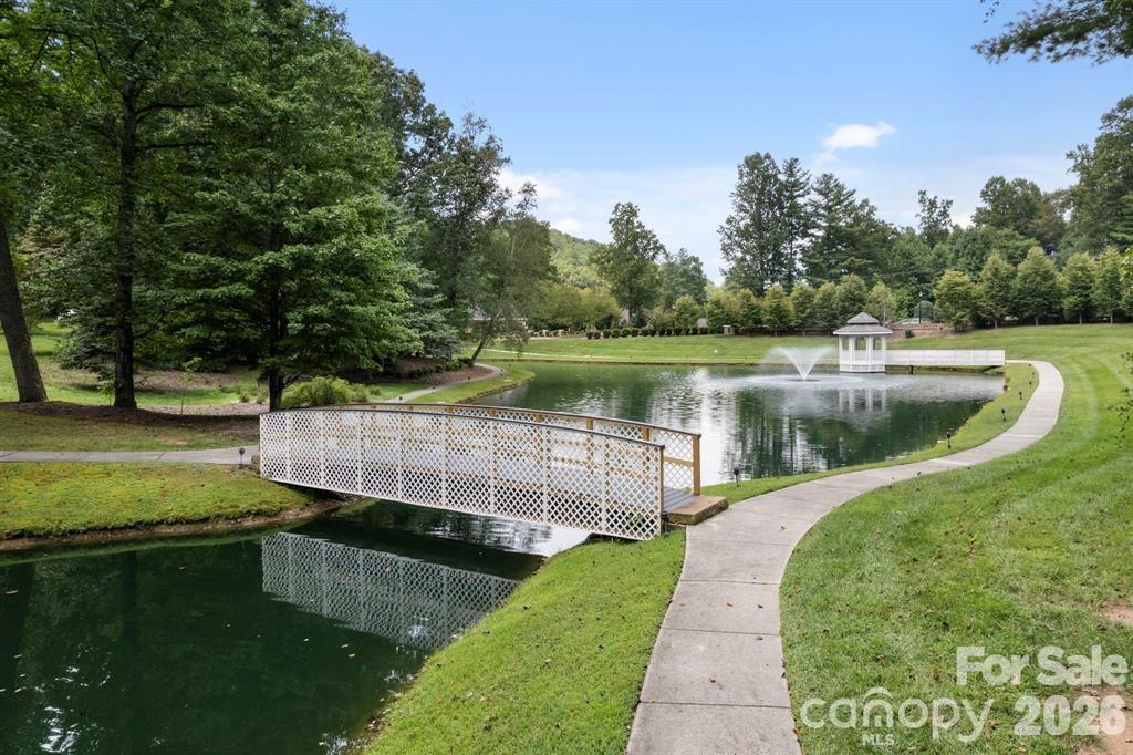 109 Wood Owl Court Hendersonville NC 28791