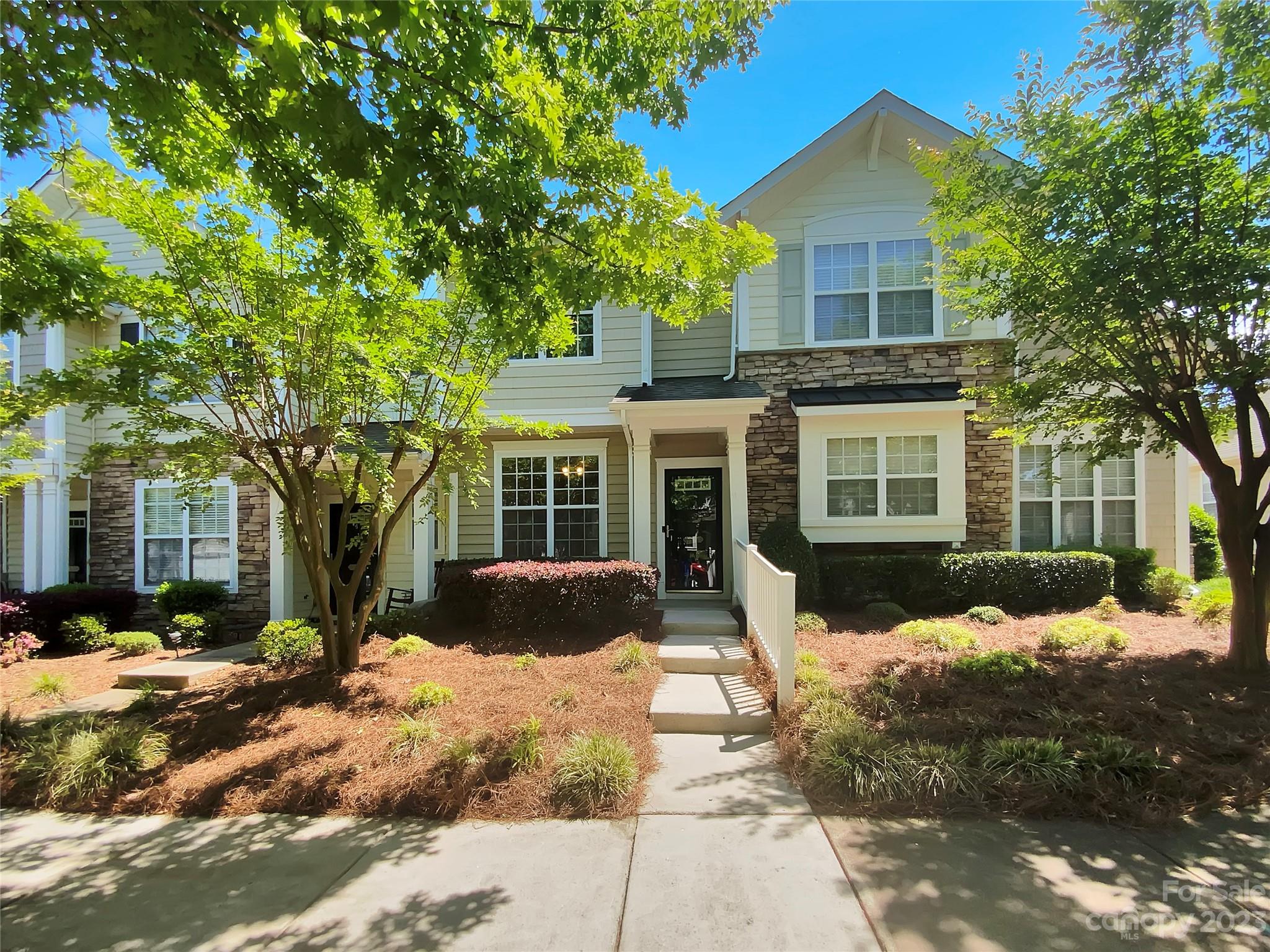 8017 Lynwood Square Waxhaw NC 28173