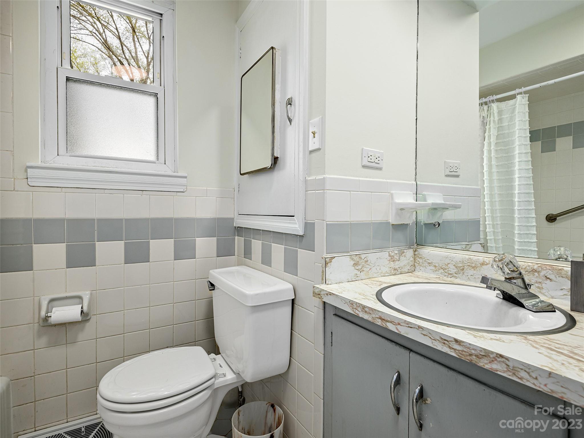 23 Salem Road Weaverville NC 28787