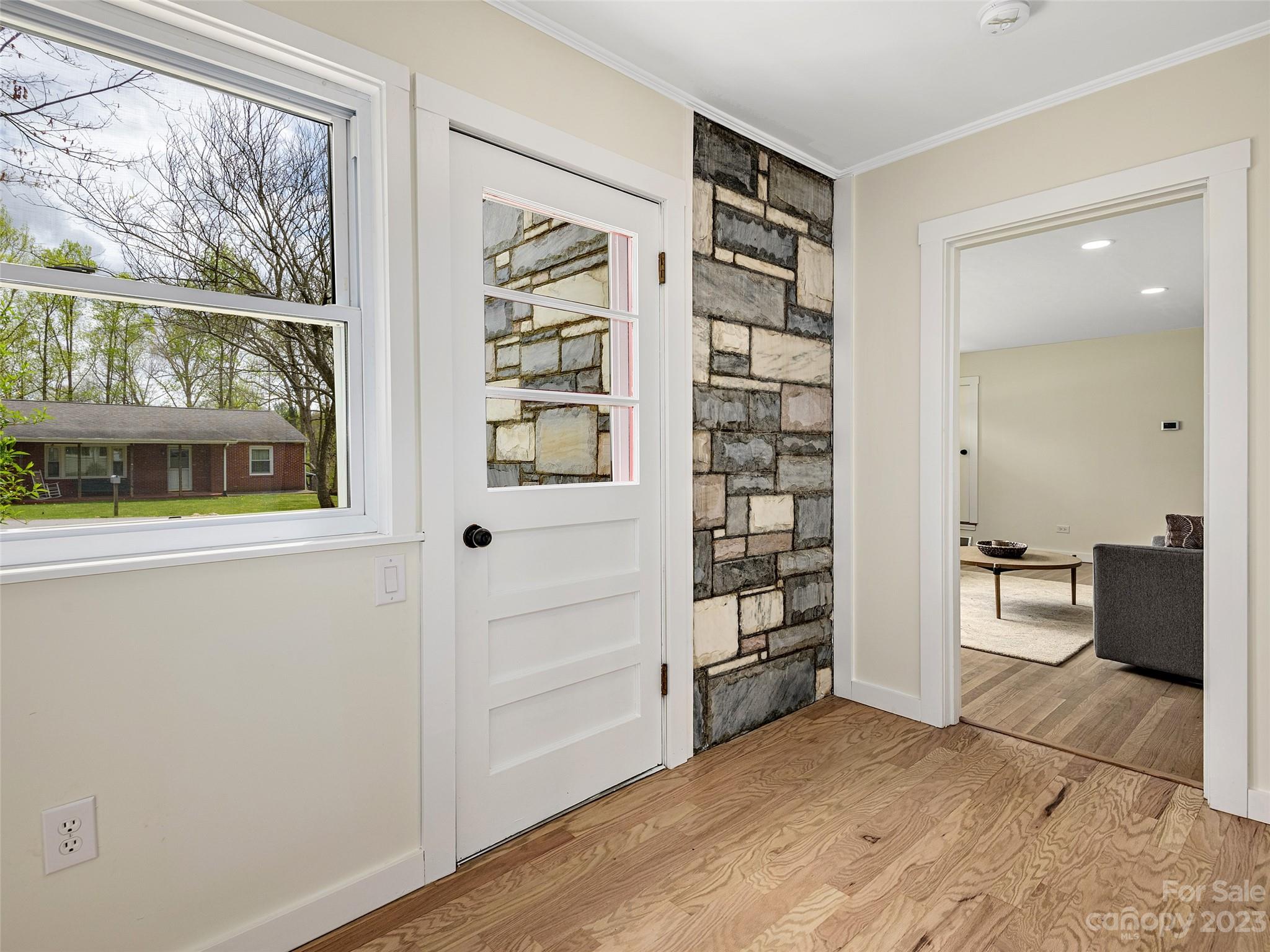 23 Salem Road Weaverville NC 28787