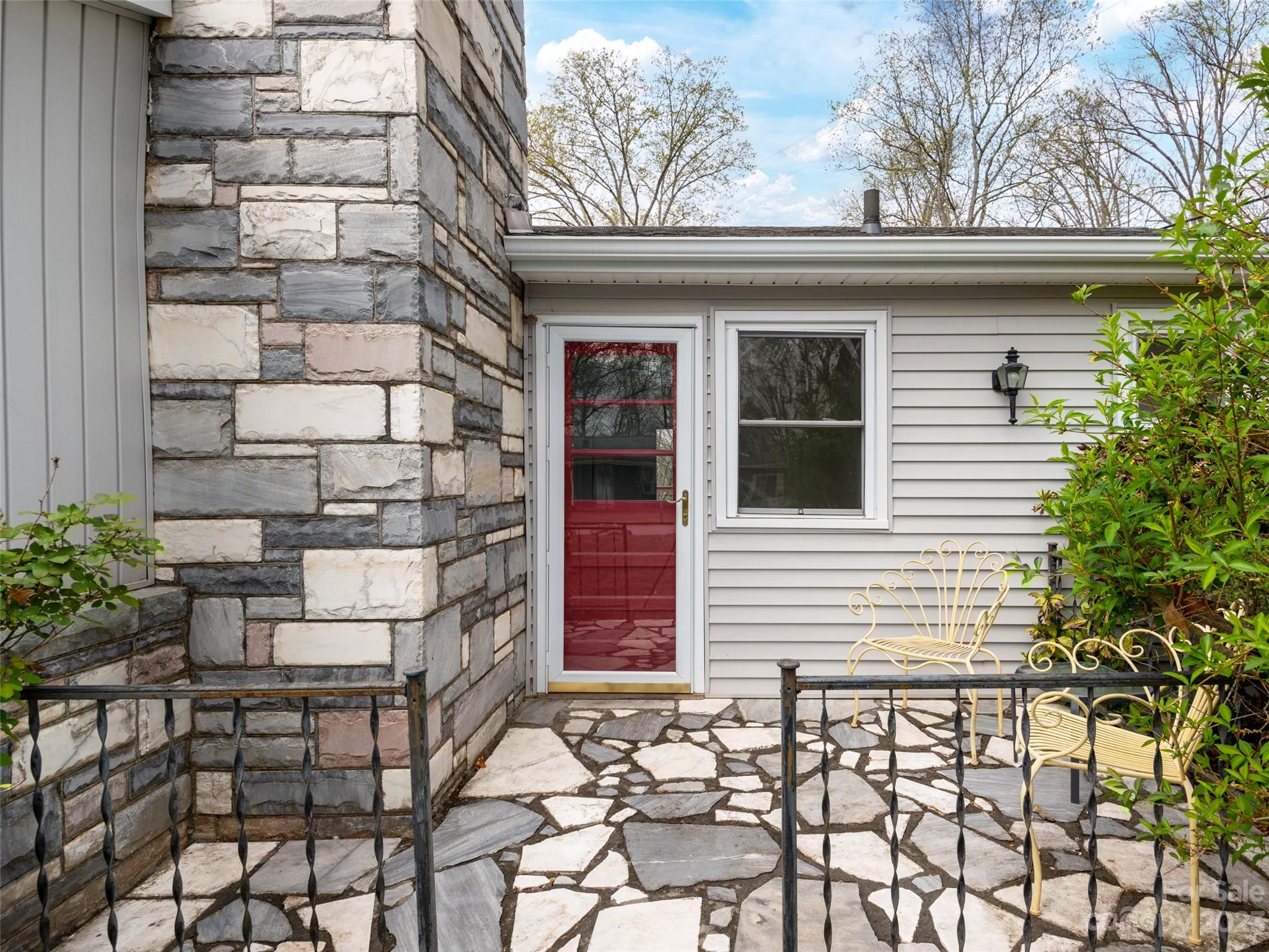 23 Salem Road Weaverville NC 28787