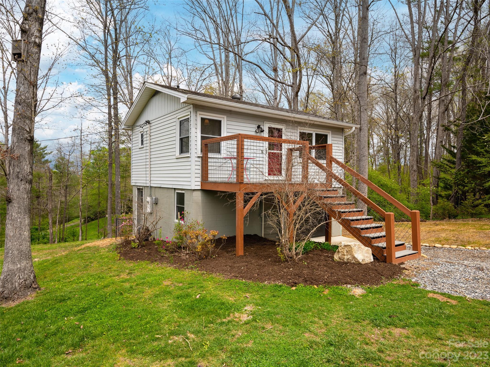 23 Salem Road Weaverville NC 28787