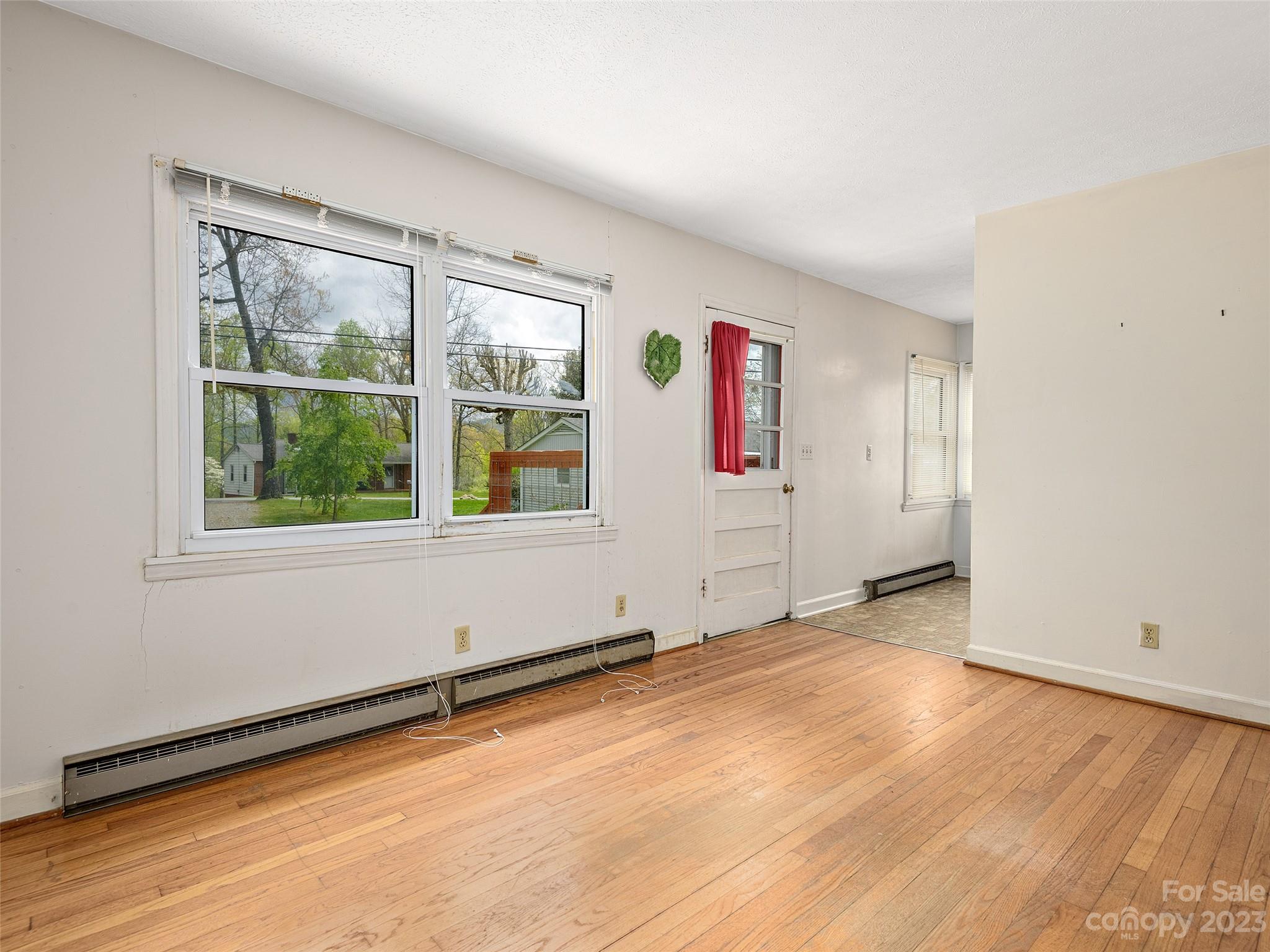 23 Salem Road Weaverville NC 28787