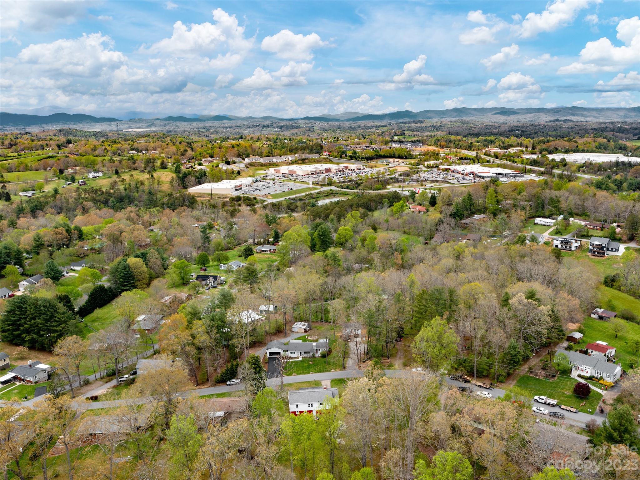 23 Salem Road Weaverville NC 28787