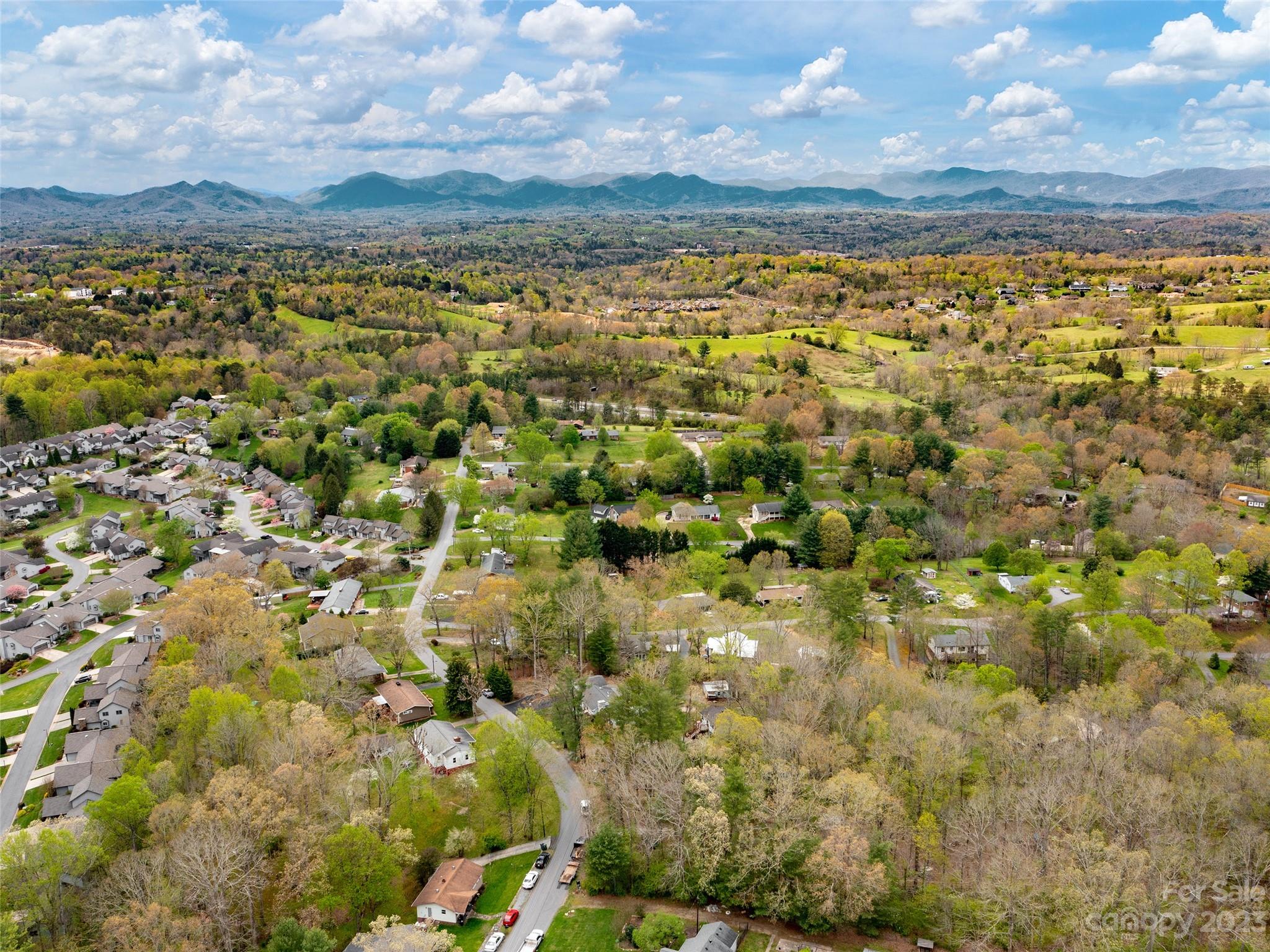 23 Salem Road Weaverville NC 28787