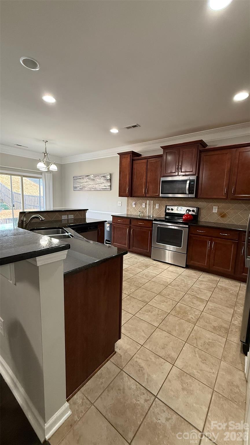 7910 Sweet Grove Court Charlotte NC 28269