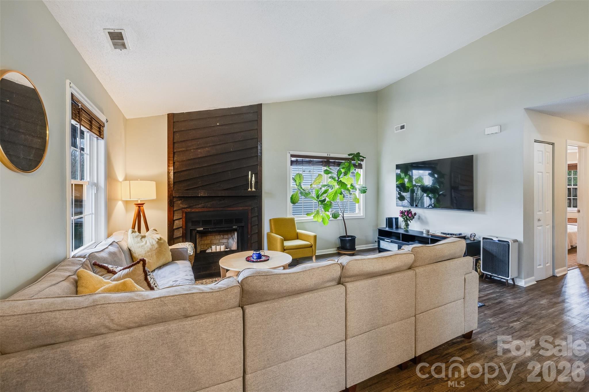 708 Pennwood Lane Charlotte NC 28215