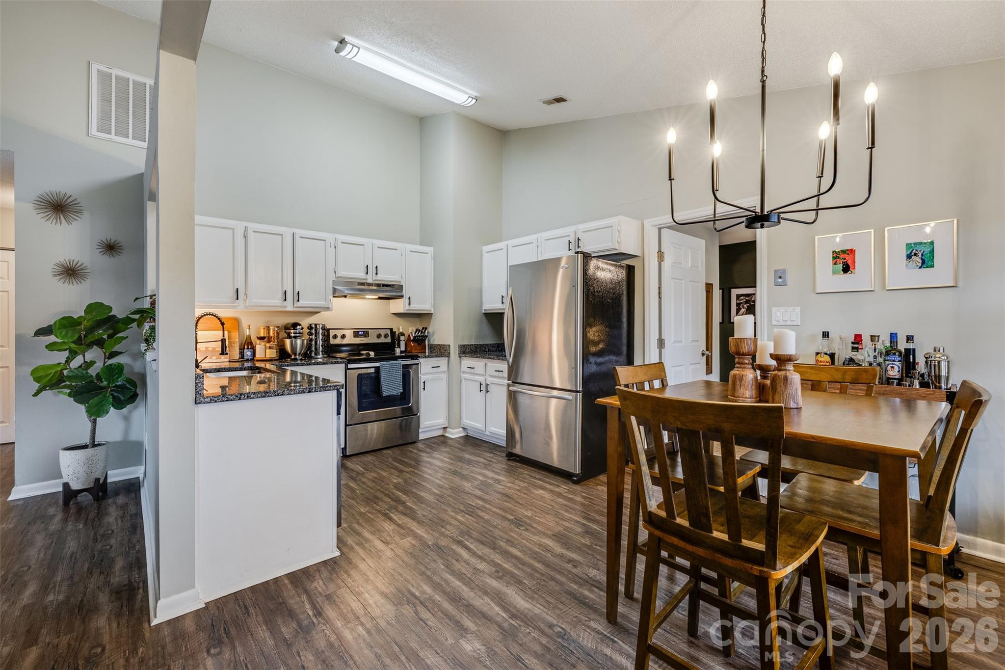 708 Pennwood Lane Charlotte NC 28215