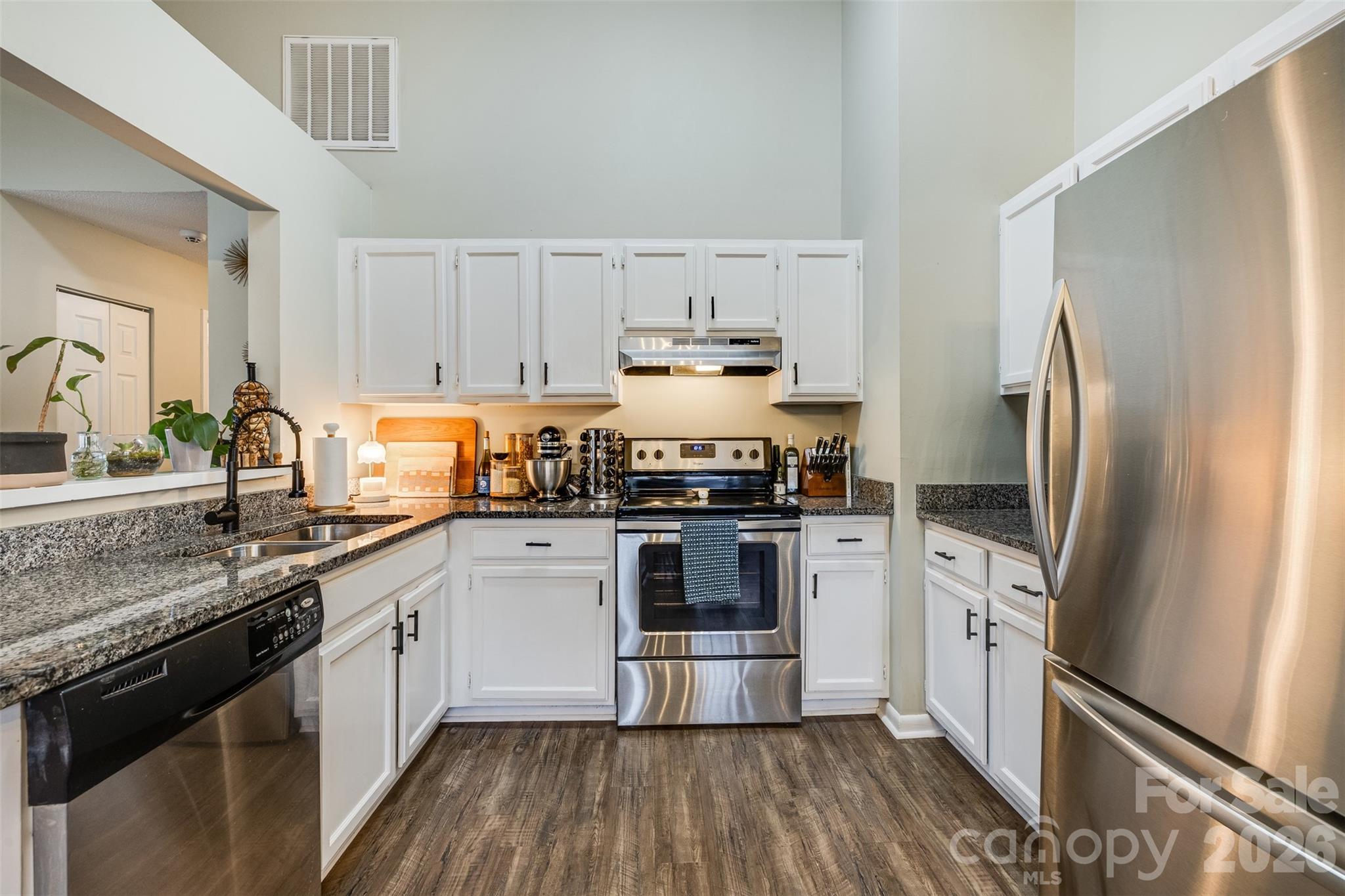 708 Pennwood Lane Charlotte NC 28215