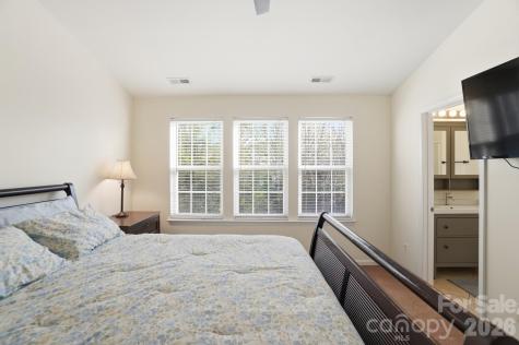 8422 Chaceview Court Charlotte NC 28269