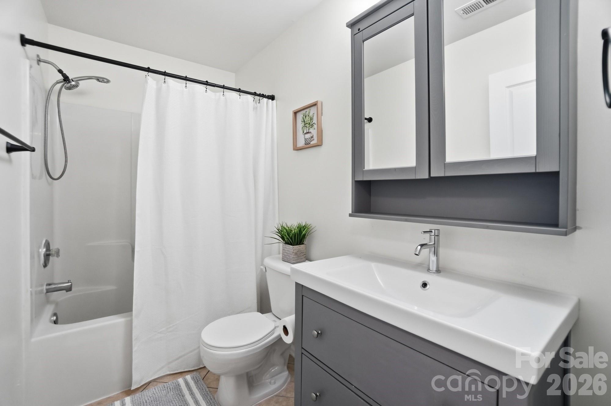 8422 Chaceview Court Charlotte NC 28269