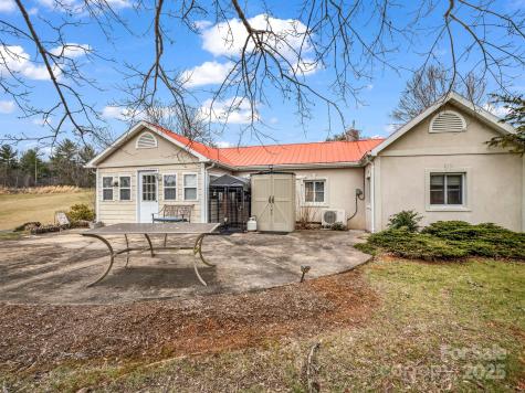 55 Settlers Trail Mars Hill NC 28754