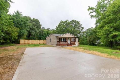 5224 Lancaster Highway Fort Lawn SC 29714