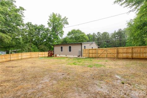 5224 Lancaster Highway Fort Lawn SC 29714